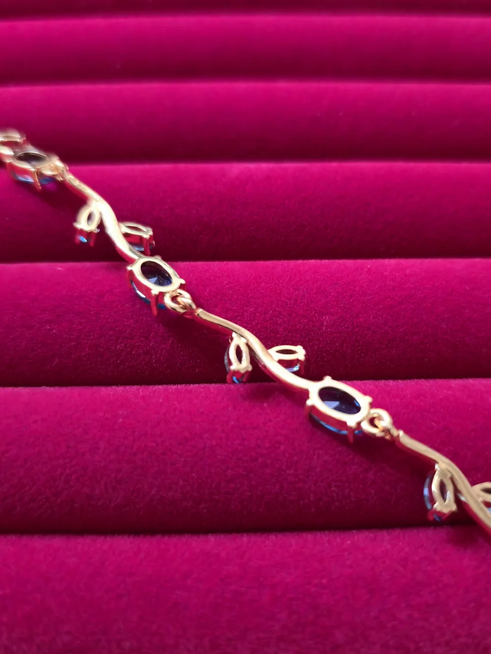 18K Gold Plated Bracelet W/ Blue Oval & Leaf Zircon Design - Elegant Jewelry B03